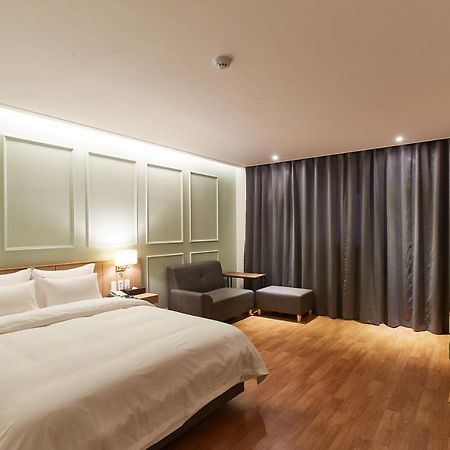Hotel The Maru Пхёнчхан Экстерьер фото