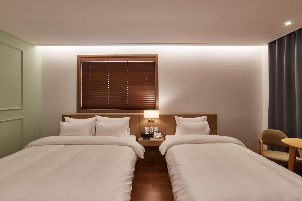 Hotel The Maru Пхёнчхан Экстерьер фото