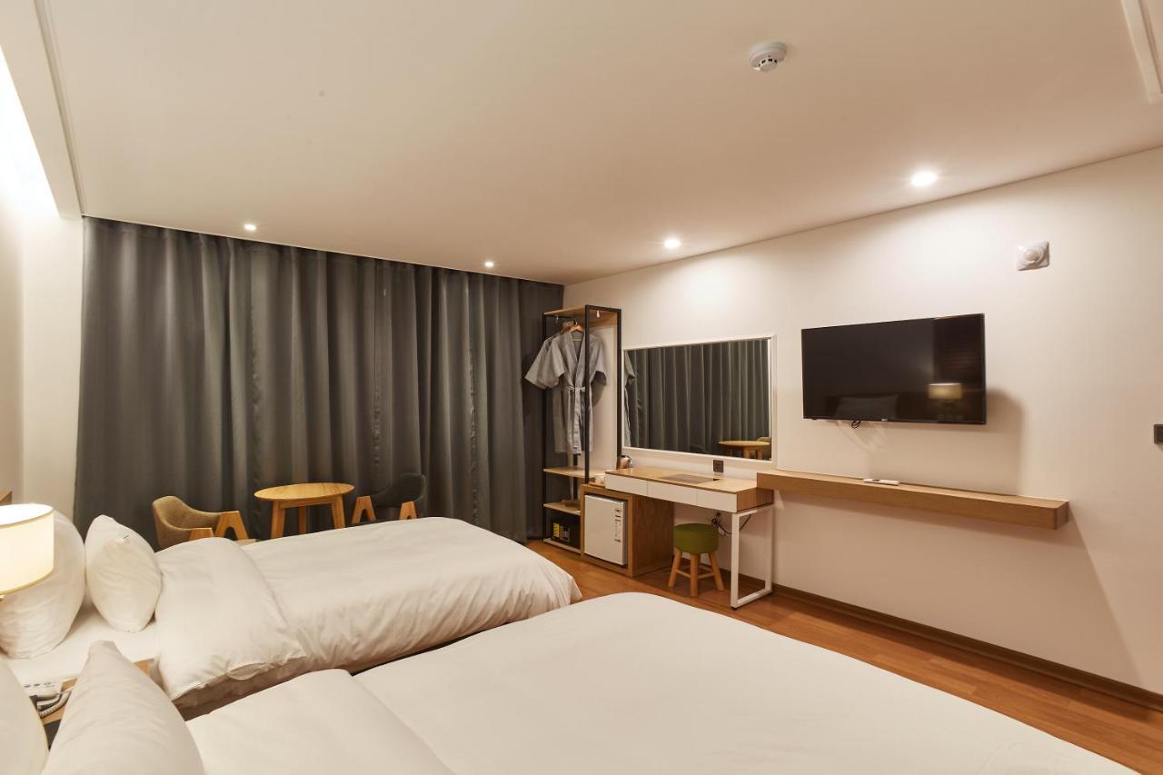 Hotel The Maru Пхёнчхан Экстерьер фото